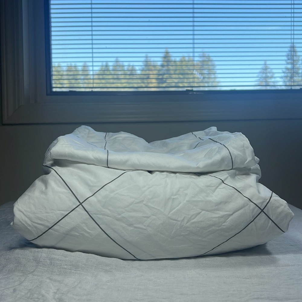 Brooklinen 100% Cotton Queen Fitted Sheet in White Windowpane New + Pillowcase